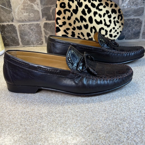 MEZLAN SHOES SIZE 10 1/2 M.  BLACK WITH BRAIDED BOW.  CROCODILE - Picture 9 of 16